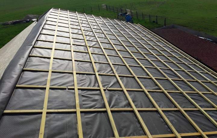 Rénovation et réparation complète de votre toiture.